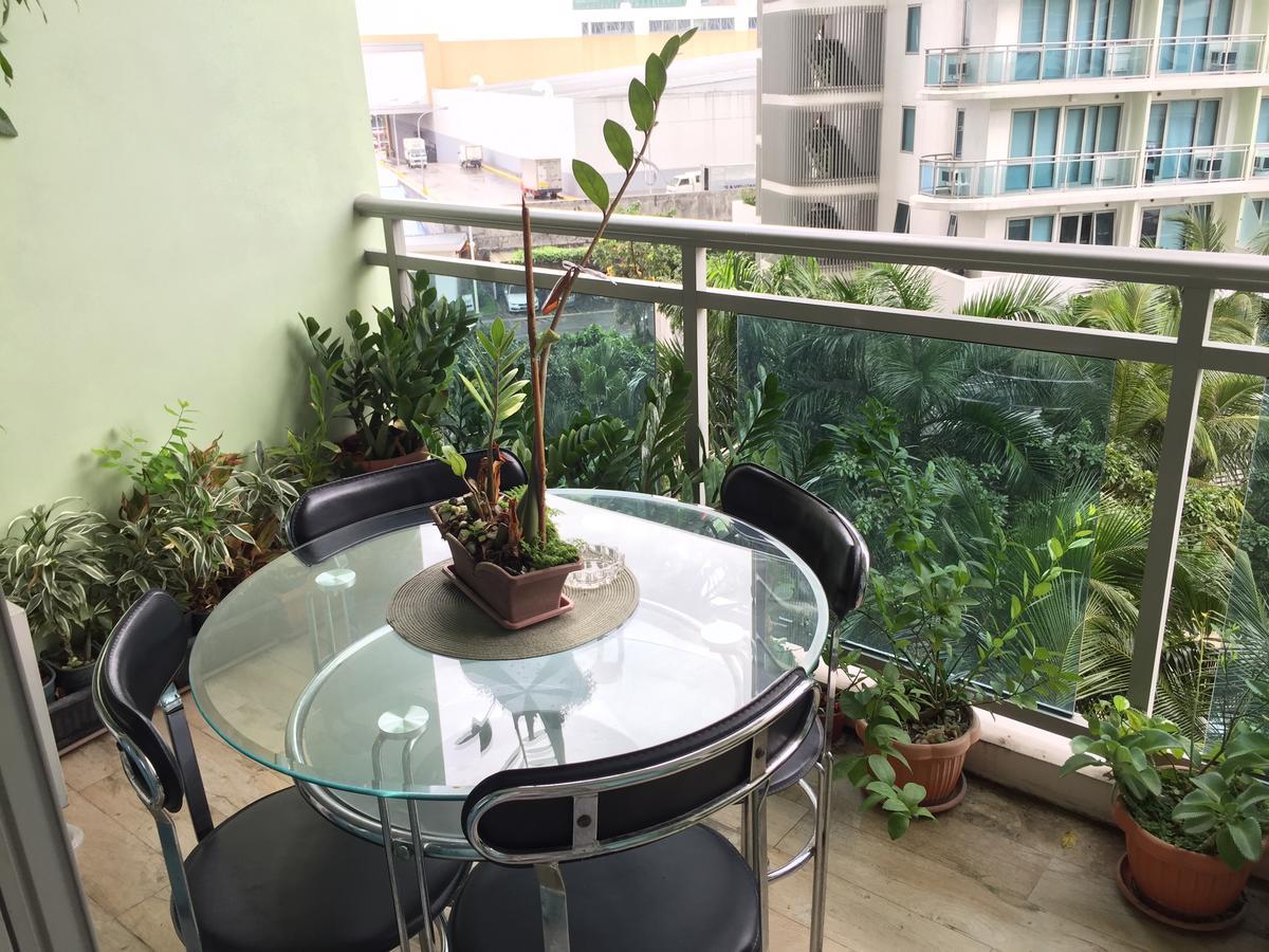 Azure Urban Resort Res. Paranaque City Eksteriør bilde
