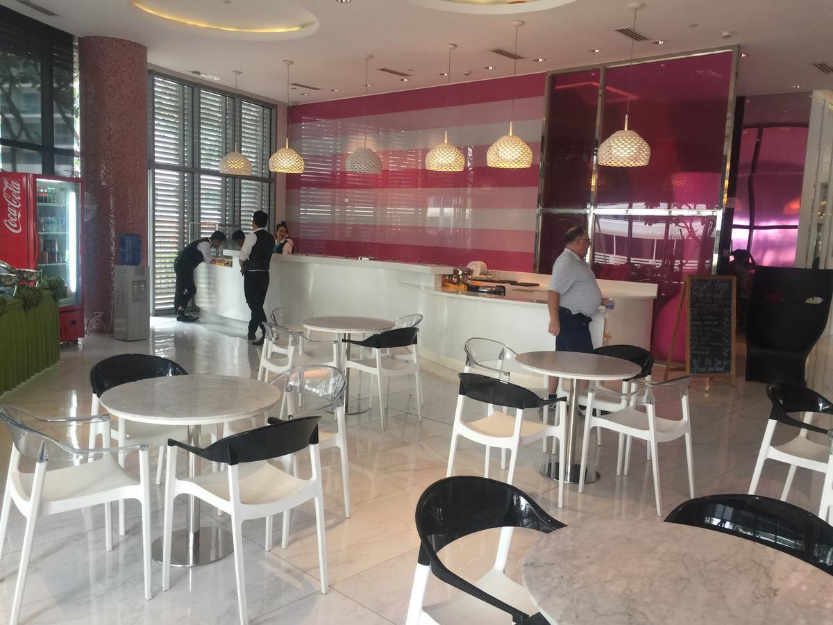Azure Urban Resort Res. Paranaque City Eksteriør bilde