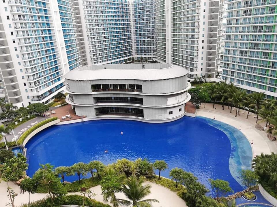 Azure Urban Resort Res. Paranaque City Eksteriør bilde