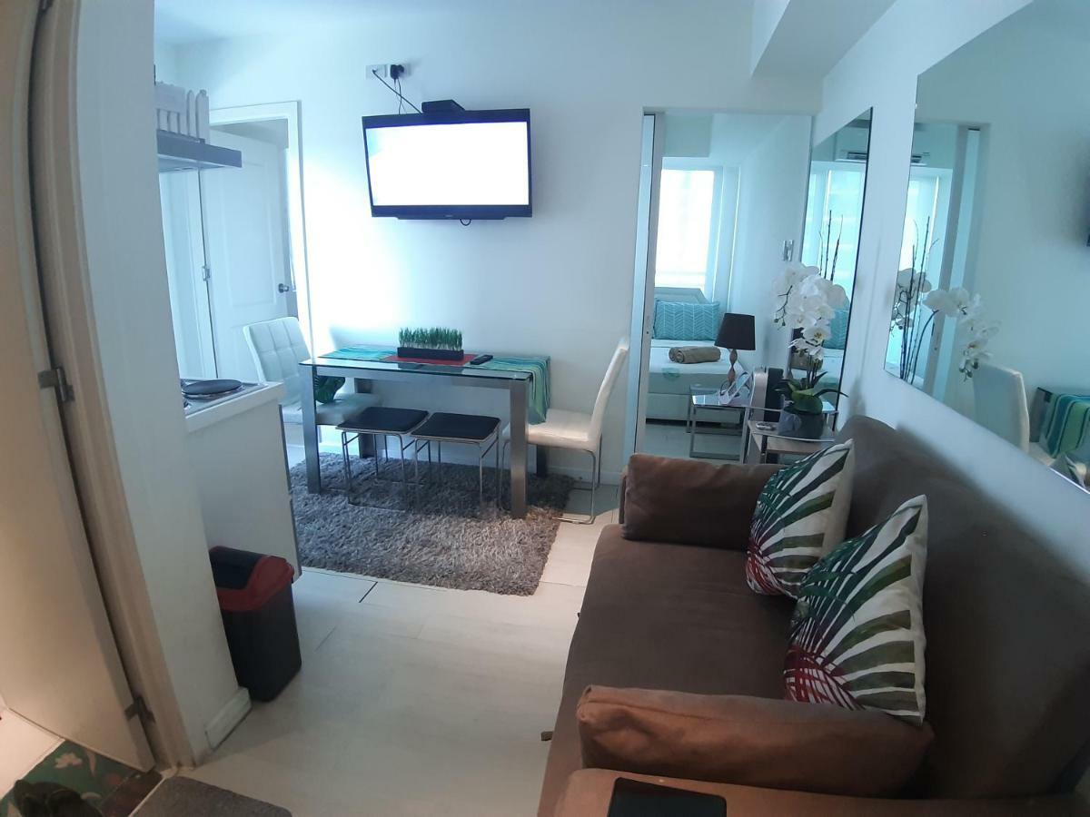Azure Urban Resort Res. Paranaque City Eksteriør bilde